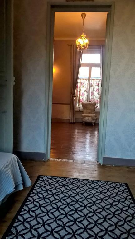 Le Clos Manceau Bed and Breakfast Λε Μανς Εξωτερικό φωτογραφία